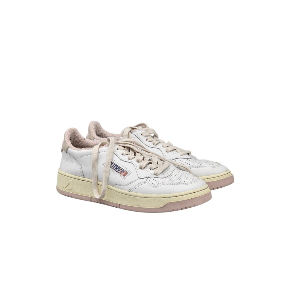 AUTRY Women's Size 38/ 8 US Medalist Low White Powder Leather & Suede Sneakers